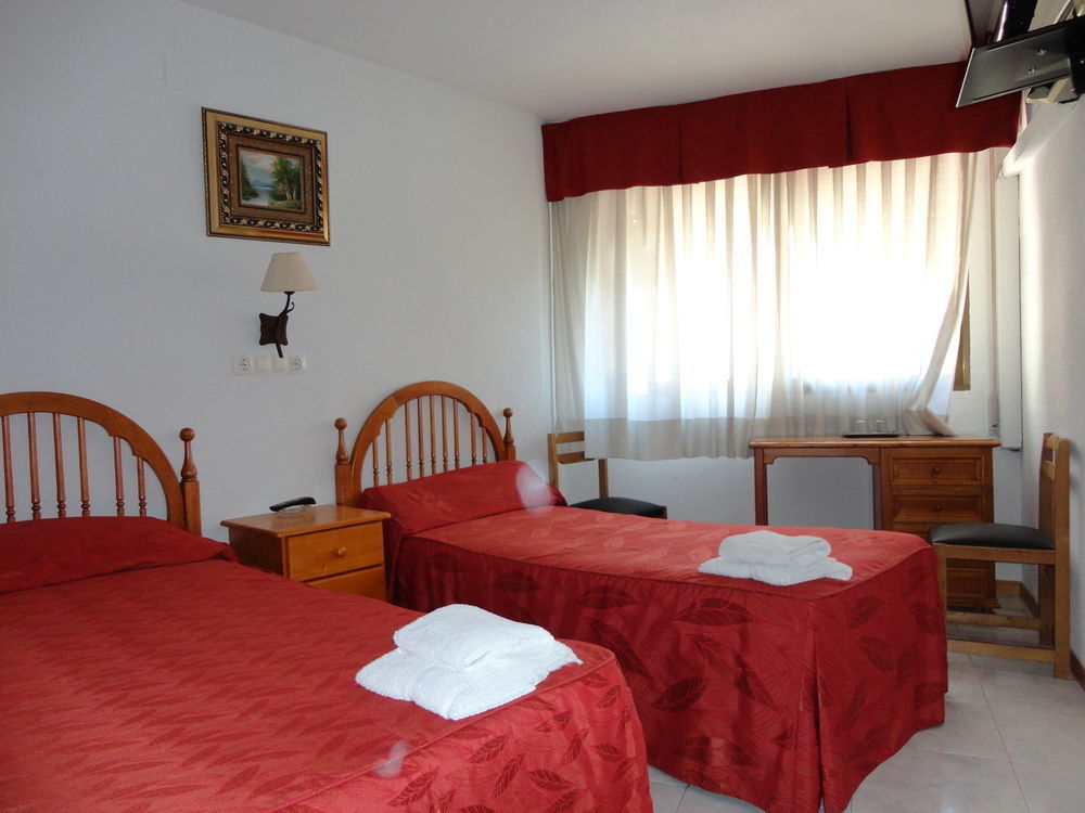 Pension Venecia Pinto Esterno foto