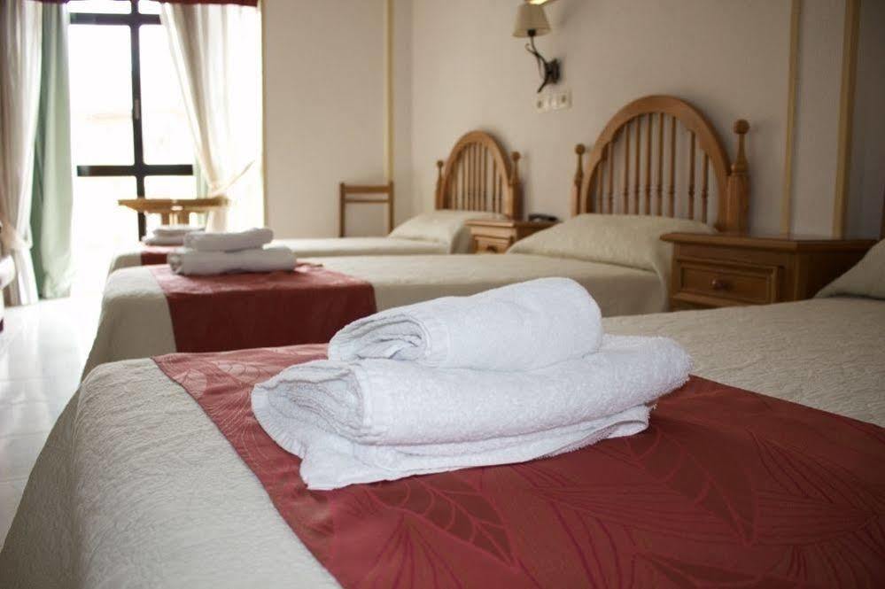 Pension Venecia Pinto Esterno foto